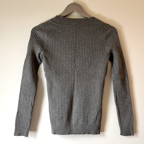 Gray Crew Neck Sweater, Merona, Women’s Size S - Picture 7 of 8